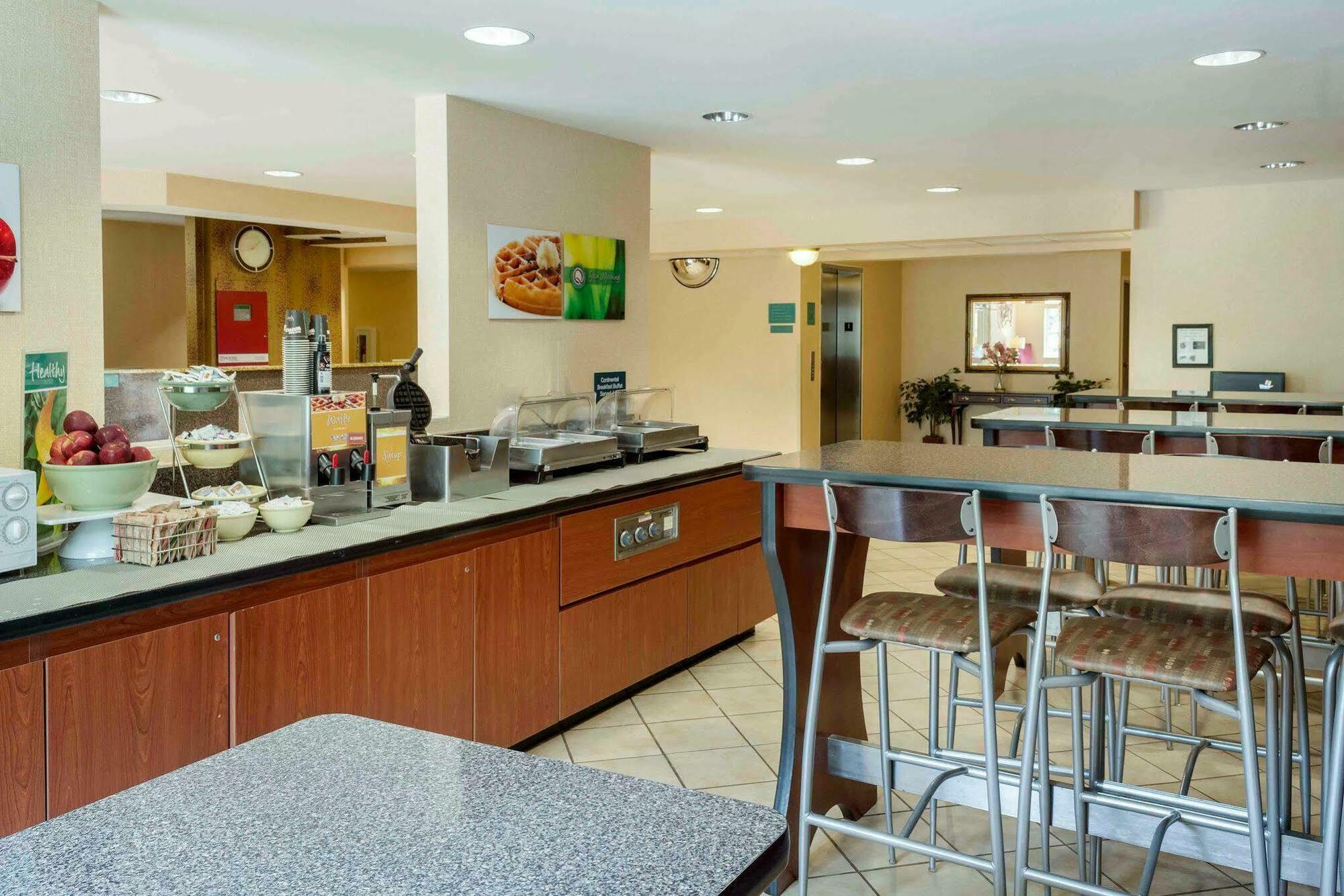 Quality Inn Chester - South Richmond Ngoại thất bức ảnh